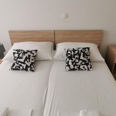 Apartmani Kronjac Milna  Eksteriør bilde