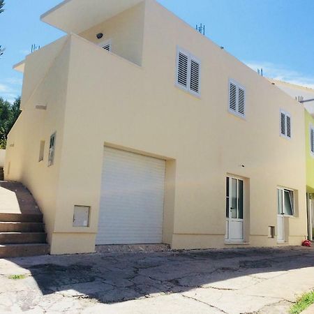 Apartmani Kronjac Milna  Eksteriør bilde