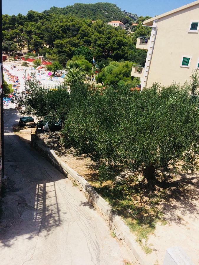 Apartmani Kronjac Milna  Eksteriør bilde